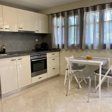 Aldebaran House Apartmán