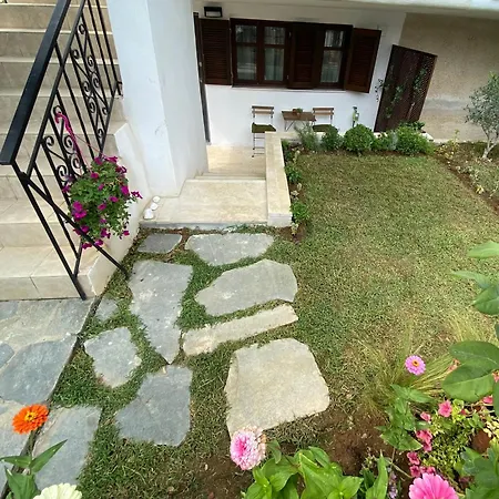 Aldebaran House