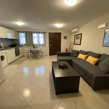 Aldebaran House Lejlighed