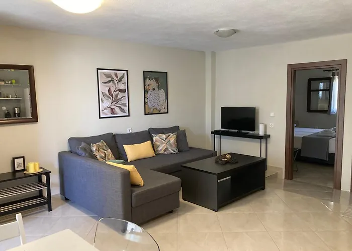 Aldebaran House Néa Fókaia